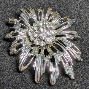 Vintage Silver-Tone Clear Rhinestone Starburst Brooch